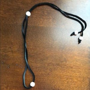 Adjustable pearl necklace